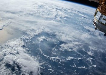 Salvadoreños Fundan el Instituto Aeroespacial de El Salvador