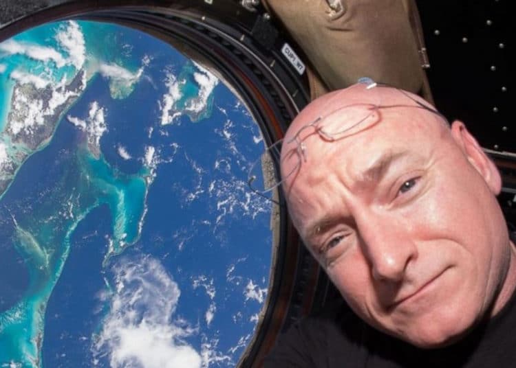 Astronauta da consejos para sobrevivir a la cuarentena por covid-19