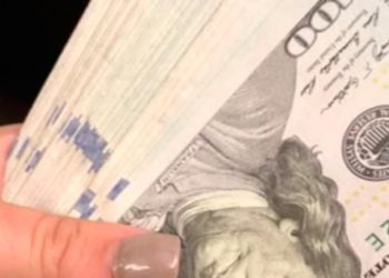 Deja una ‘propina’ de casi 10.000 dólares para ayudar a un restaurante en plena epidemia del coronavirus