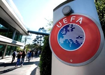 La UEFA suspendió la Liga de Campeones y la Europa League por el coronavirus