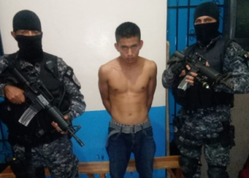 Sorprenden a pandillero que portaba un «trabuco» en Ahuachapán