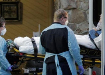 EE.UU. registra más de 2.700 muertes por covid-19 en las últimas 24 horas, el segundo pico más alto