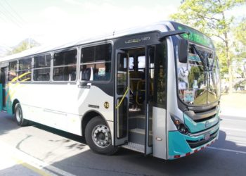 Ruta 52 no cobrará pasaje a médicos y enfermeras en emergencia por COVID-19