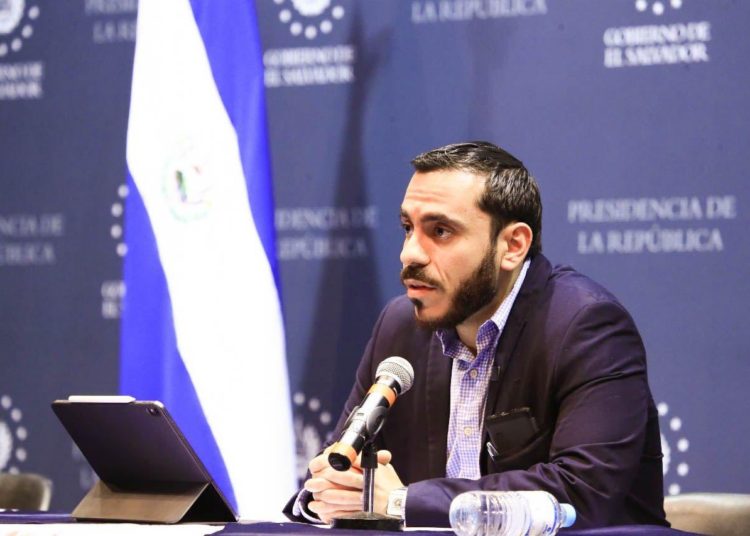 Gobierno afirma que muerte de hombre que estaba en cuarentena fue “por paro respiratorio”