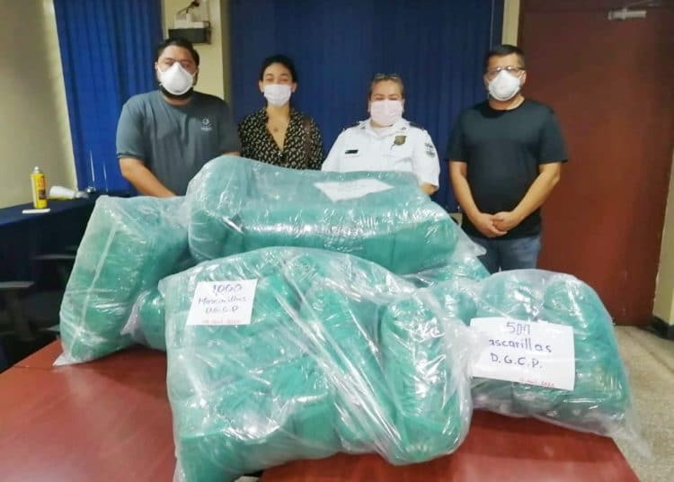 Privados de libertad elaboran cinco mil mascarillas para agentes de la PNC