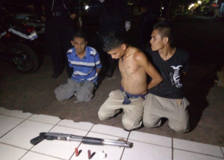 Capturan a tres pandilleros señalados de participar en incremento de asesinatos de este viernes