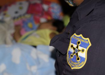 PNC localiza a bebé abandonada en Ahuachapán