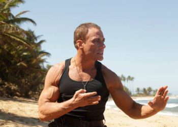 (VIDEOS) Jean-Claude Van Damme da clases de ejercicios para hacer en casa durante la cuarentena