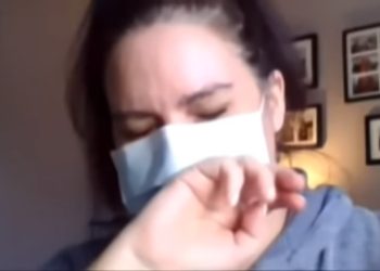 Una mujer se contagia de coronavirus sin haber salido de su casa en Estados Unidos