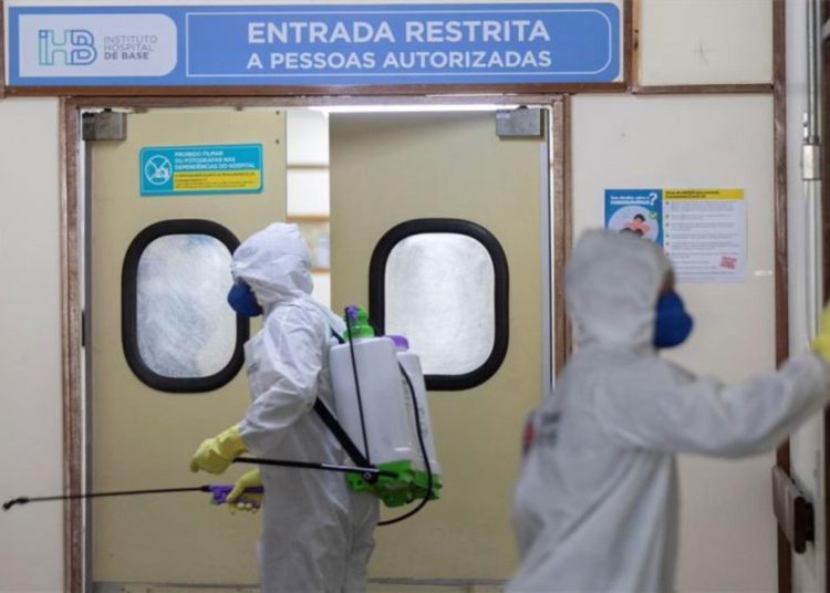 Brasil registra 359 muertos por coronavirus y la cifra de contagiados asciende a 9.056