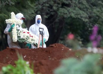 Brasil confirma 553 muertes por coronavirus y 12.056 infectados