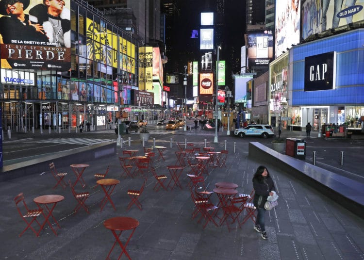 Broadway permanecerá cerrado hasta junio por la pandemia de coronavirus