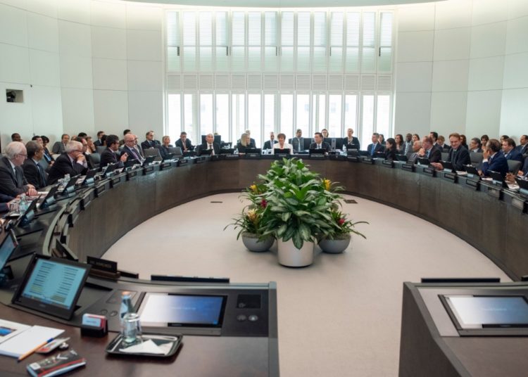 FMI aprueba $389 millones para El Salvador para enfrentar la pandemia del coronavirus