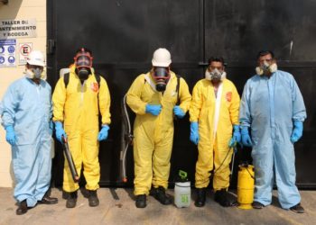 Reos se suman a trabajos de sanitización de celdas y áreas administrativas de los centros penales