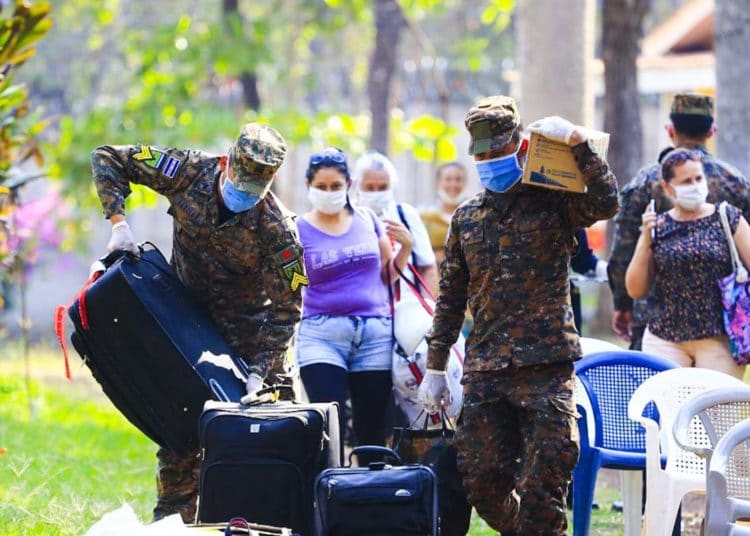 275 personas abandonaron hoy la cuarentena en centros de contención