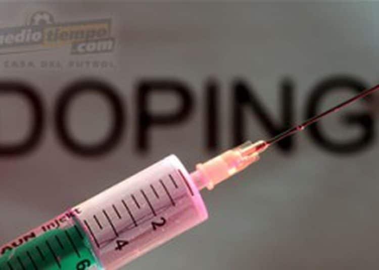 Entrenador ruso de atletismo es suspendido por cuatro años