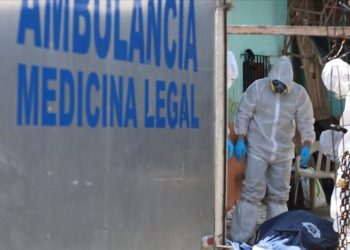 Retiraron casi 800 cadáveres de viviendas de Guayaquil, epicentro del coronavirus en Ecuador