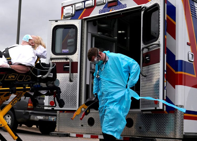 Director de Salud Pública advierte que esta semana en EE.UU. vivirán su «momento Pearl Harbor y 11 de septiembre»