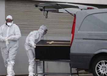 La cifra de fallecidos diarios en España baja a 399 pero supera ya los 200.000 infectados