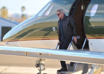 Harrison Ford bajo investigación por escuchar mal órdenes de la torre de control al aterrizar su avión