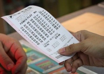 Una familia gana el premio gordo de la lotería tras apostar durante 20 años a los mismos números