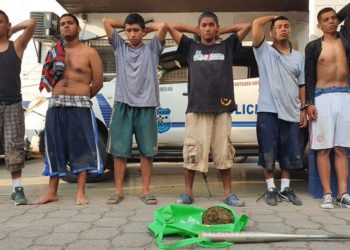 Capturan a mareros que golpeaban con un bate a personas que incumplían cuarentena en Santa Ana