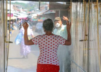 Alcaldía de Atiquizaya crea “SaniTunel” para prevenir coronavirus o covid-19