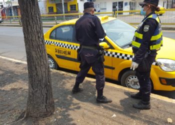 En control sanitario capturan a conductor en poder de droga en San Miguel