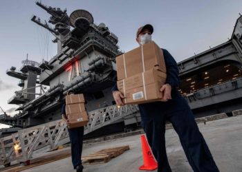 Muere un marinero que contrajo coronavirus en el portaviones estadounidense USS Theodore Roosevelt