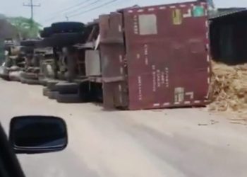 Reportan incendio de varios cabezales en Redondel Integración, y una rastra accidentada sobre Troncal del Norte