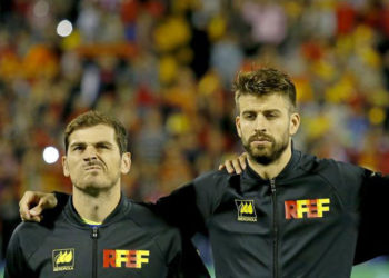 Piqué celebra los 11 años del 2-6 y Casillas recuerda quién manda en Europa