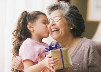El Salvador celebra el Día de la Madre en medio de la pandemia