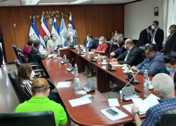 Afinan procedimientos para iniciar elección de magistrados a la Corte de Cuentas de la República