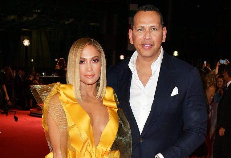 Jennifer Lopez cancela boda con Alex Rodríguez y está devastada