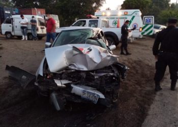 Dos personas lesionadas deja accidente de tránsito sobre la Carretera Panamericana
