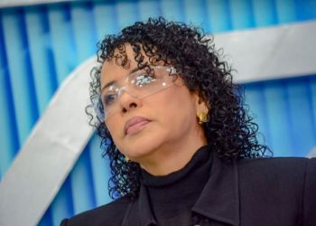 Carolina Recinos: “Tenemos dinero en el aire, pero nada está ratificado”