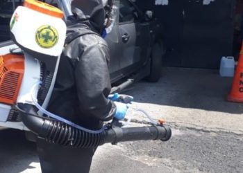 Socorristas desinfectan División de Tránsito de la PNC