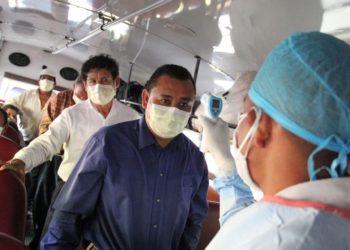 Retornan a El Salvador los compatriotas que se encontraban en Belice