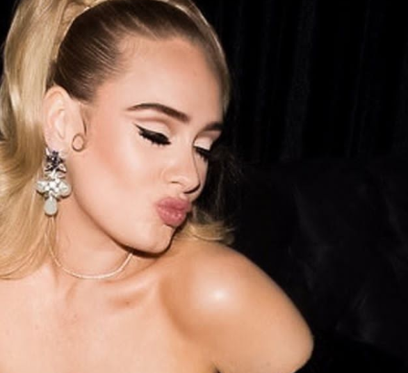 Adele celebró su cumpleaños e hizo estallar las redes con una fotografía