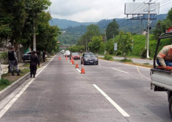 PNC aumenta controles vehiculares para que ciudadanía acate cuarentena domiciliar