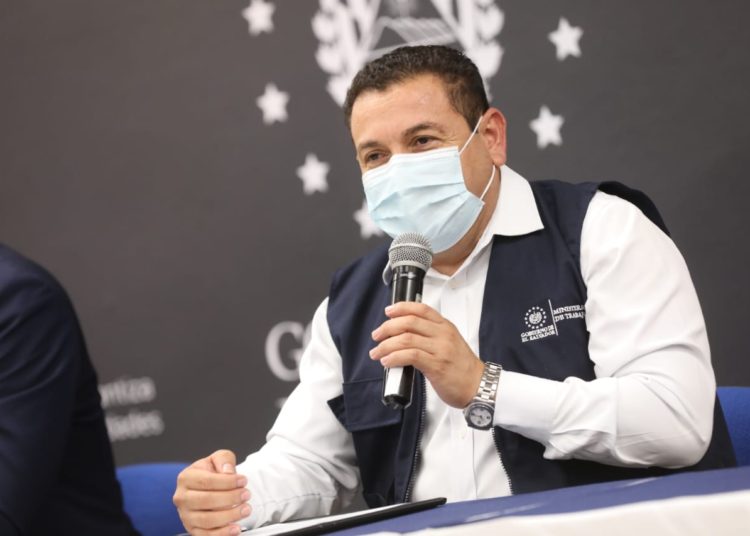 Ministro de Trabajo: «Cuarentena con responsabilidad no significa encierro total»