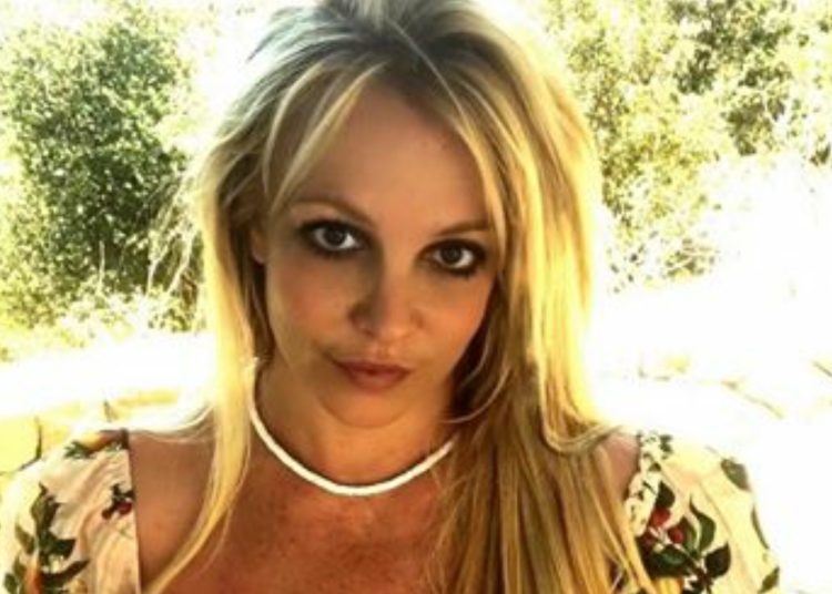 Britney Spears revela duros momentos «me sentía patito feo»