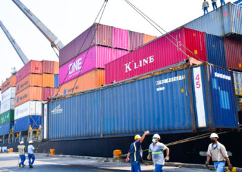 Llegan al país más de 500 toneladas de alimentos para las canastas que se repartirán durante la emergencia por el covid-19