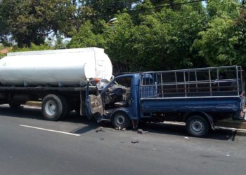 Accidente de tránsito deja dos lesionados en Ilopango