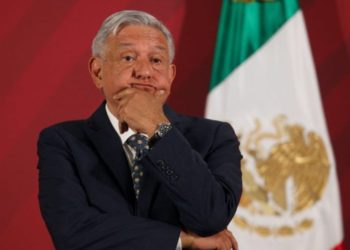 Cae popularidad de presidente Manuel López Obrador