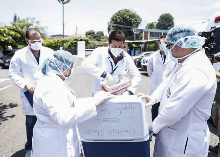Hospital San Rafael recibe primeras unidades de plasma para atención de pacientes con COVID-19