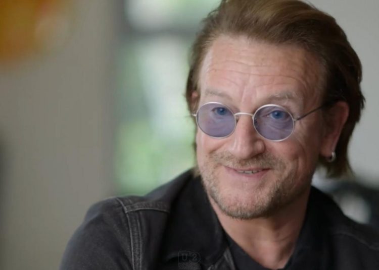 Bono cumple 60 años entre el dolor y la gloria detrás de la carrera musical del líder de U2