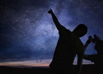 Avistan en Brasil esferas brillantes que dejan perplejos a los internautas