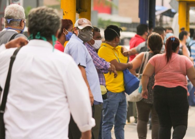 El Salvador sobrepasa la cifra de 600 casos de covid-19; el martes se detectaron 46 nuevos contagios