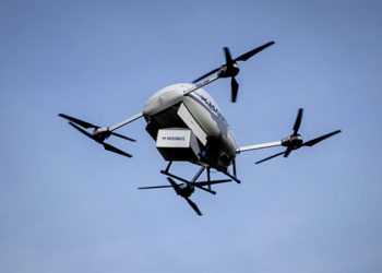 (VIDEO) En Irlanda una empresa usa drones para entregar medicinas, pan y leche a ancianos a sus casas